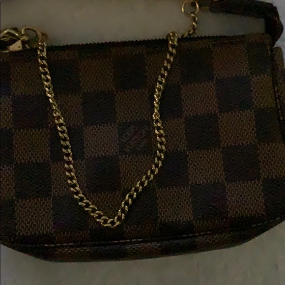 $300